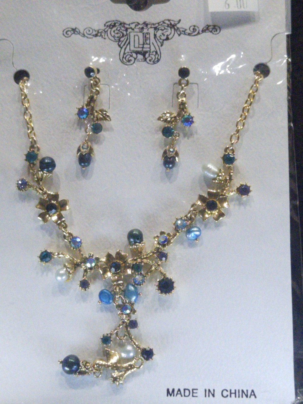 Vintage Style DL Logo Blue Teal Floral Vine Pearl Necklace Earring Set